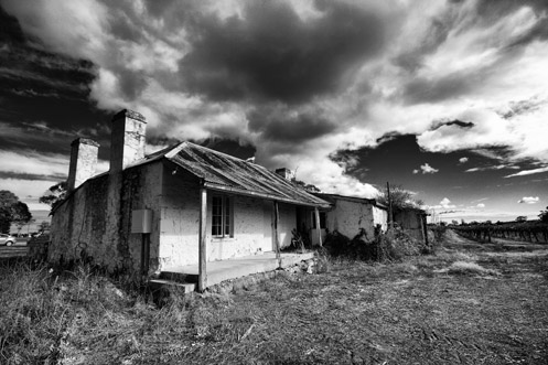 padthaway heritage cottage - Jim Worrall